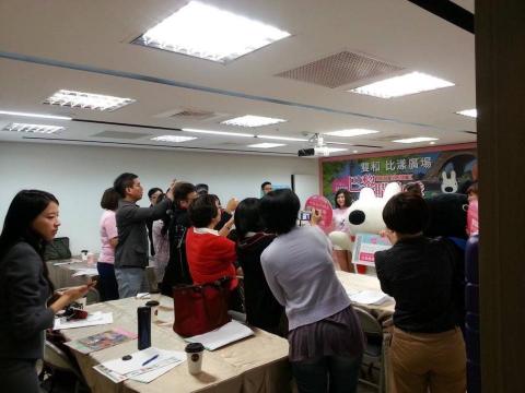 潘靖文 - 記者會現場布置陳列