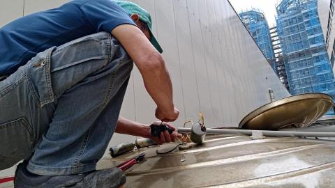 賴先生 - 水位控制器跟(中)