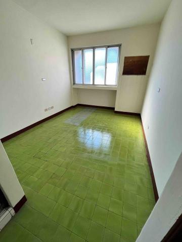 宸洋清潔工作室 - 地板灰塵油污處理後