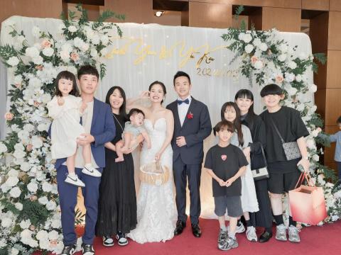 Icheng Liu - 室內婚宴