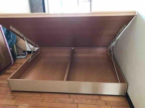 陳廣鴻 - 側掀式床台 單支氣壓棒 壓力250磅 後掀式330磅。
安裝完成✅台灣製造床架