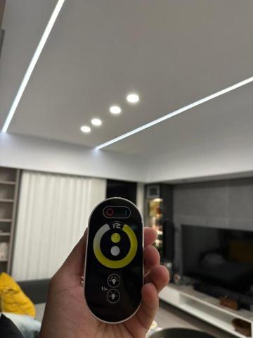 朱家麟 - 天花板線燈