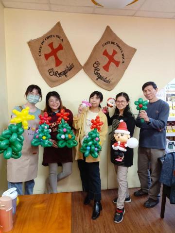 小曼姐姐玩氣球 - 與咖啡先生合作氣球教學課