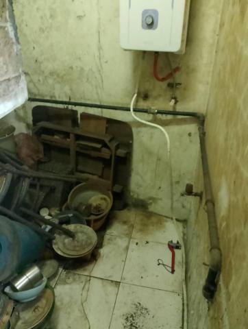 阿牛瓦斯-水電 - 瓦斯管更換前