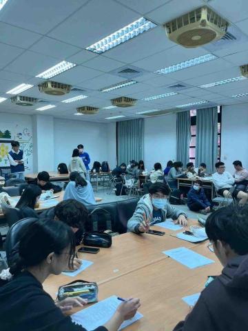 汪敬融 - 課程分組討論活動照片