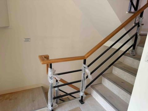 九九櫸木扶手 - 