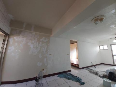 何美工程行 - 室內油漆