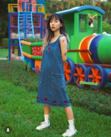 CLOUD/畫畫/ＤＪ老師 - 模特兒