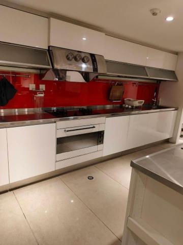 劉菁容（龍盈清潔） - 