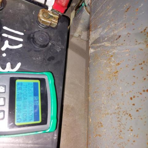 宏源機電 - 發電機測試電瓶良好