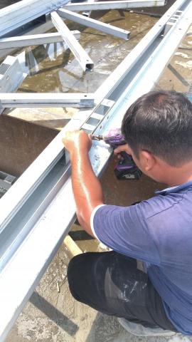 李濬紘 - 大型案場組裝