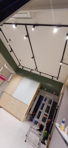 蔣瑋晟 - 營業場所商空配置線路 軌道燈設計安裝