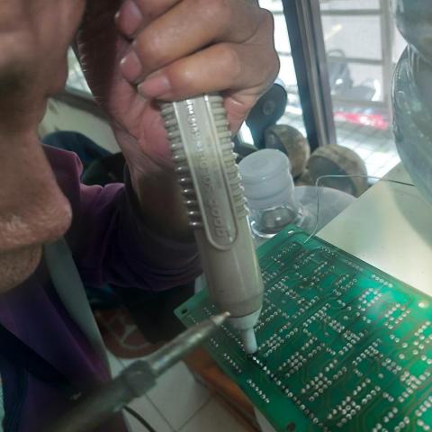 宏源機電 - 松暉消防機板燒焊工程㈢