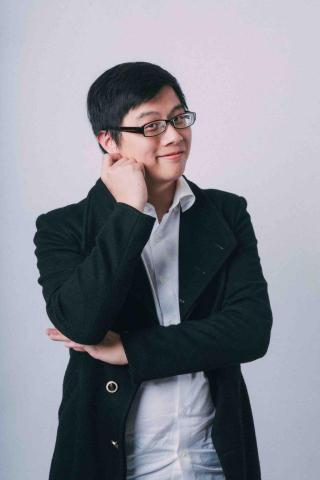 提供momo包包服務的專家賴宥任