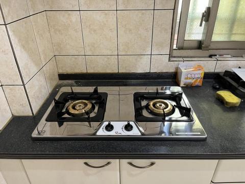 宸宇水電網路工作室 - 瓦斯爐安裝 宸宇水電網路工作室 - 瓦斯爐安裝