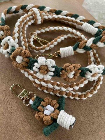 黃瑛琦 - 手機揹帶