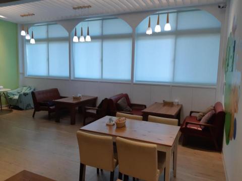 巧匠窗飾地板工作室 - 