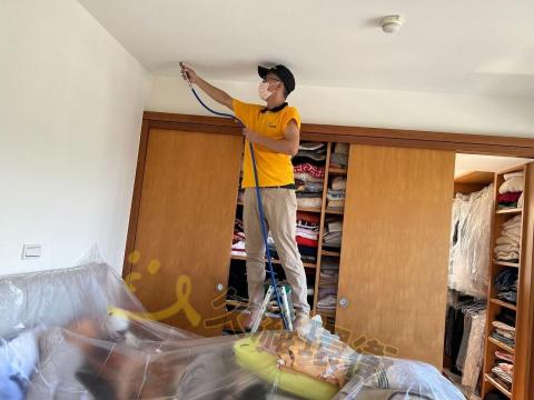 久濰環衛有限公司 - 住宅白蟻防治-天花板鑽孔灌藥