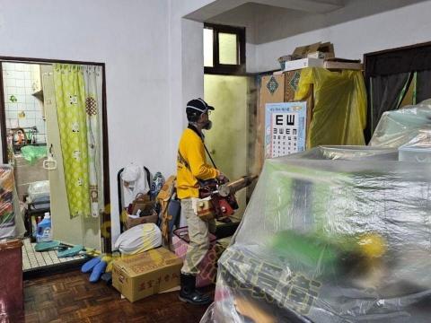 久濰環衛有限公司 - 衛生局登革熱噴消-入戶噴消