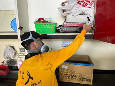 久濰環衛有限公司 - 社區消毒-儲藏櫃