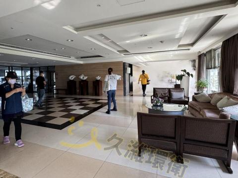 久濰環衛有限公司 - 衛生局登革熱噴消-社區廊道