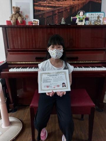 Ruru's music room - 兒童古典鋼琴檢定通過