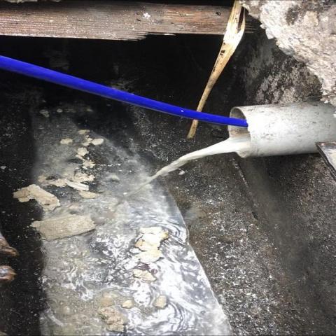 晉揚衛生工程行 - 高壓水刀疏通 廚房陳年油塊解決堵塞煩惱