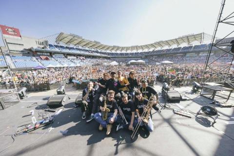 樂器團體演奏(小號、薩克斯風、長號) - 20241201桃園火球祭，與胖虎樂團，演奏流行音樂