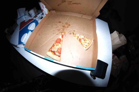 郭韋辰 - 特殊鏡頭搭配閃光燈做出美式排隊的效果