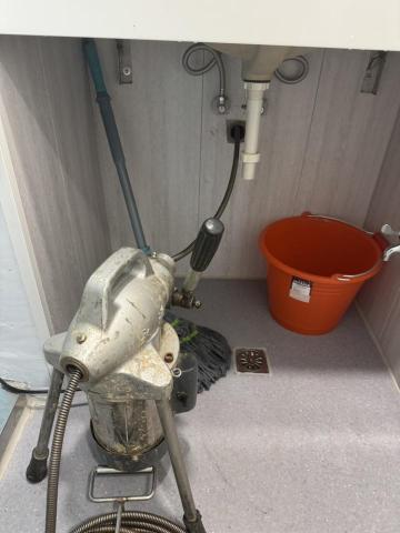 晉揚衛生工程行 - 浴室排水管堵塞