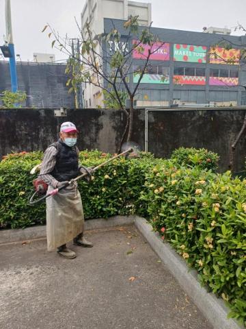 原動力工程行 - 修剪圍籬