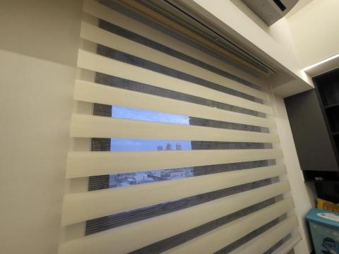 傑飛水電工作室 - 捲簾安裝