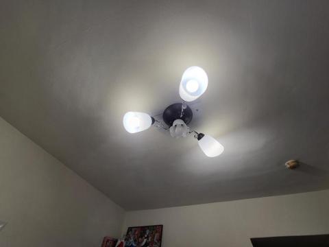 傑飛水電工作室 - 吸頂燈安裝