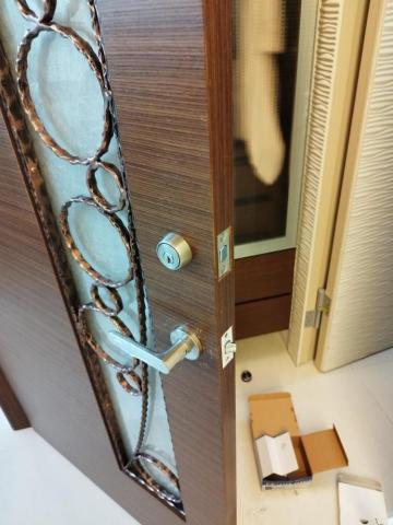 周昆興 - 臥室門把手更新工程（完成）