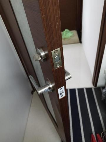 周昆興 - 臥室門把手更新工程（完成）