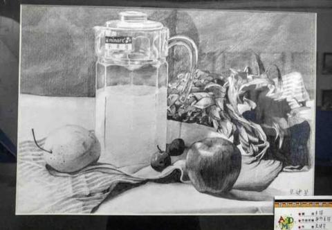 張健笙 - 素描靜物練習