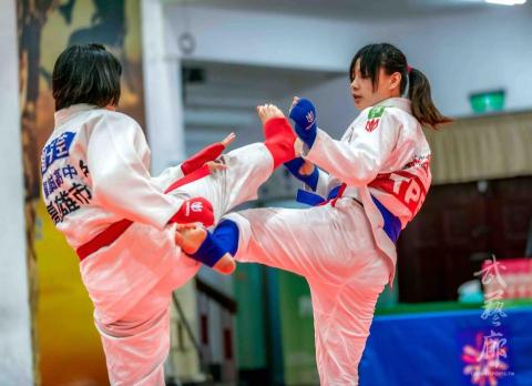 肌力與體能教練_布布(林郁芬) - 113年全民運動會-對打柔術 肌力與體能教練_布布(林郁芬) - 113年全民運動會-對打柔術