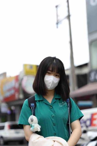 黃珮芸 - 高三畢業時照片