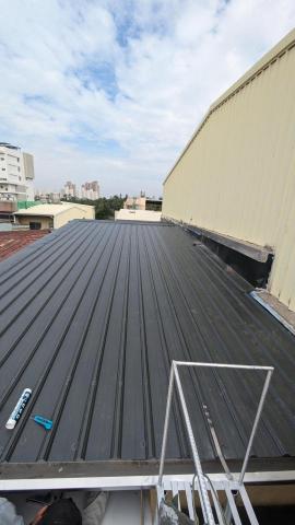 淯仁鐵件設計YR Metal works - 盛餘鋁鋅烤漆浪板屋頂