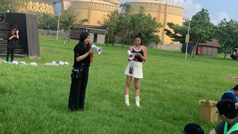 Ady - 中英雙語主持人 - 台O電 | DETD Team Building 與總主持人搭配 | 英文主持+逐步口譯