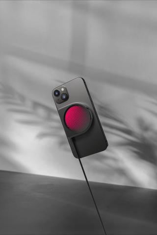 王思棋 - 手機磁吸無線充