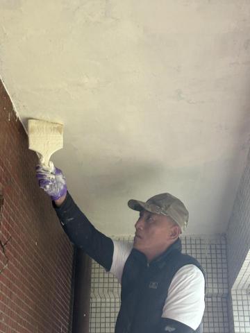 張鷹架 - 壁癌處理油漆施工