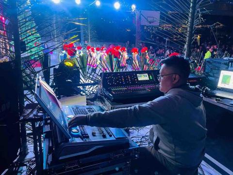 逸恩燈光音響 - 2024聖誕晚會活動