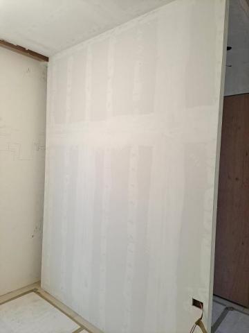 成嘉油漆工程 - 牆面補土