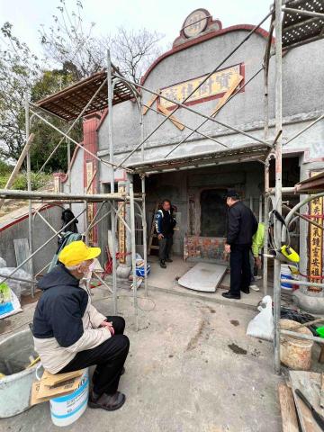 修墓專家 - 我們準備立碑