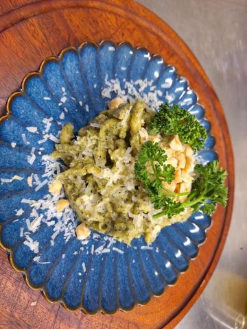 Delices de France 荻莉絲法國手工甜點 - 手工義大利麵，自製青醬，義大利起司