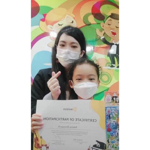 雙語音樂教學/鋼琴小提琴中提琴𝄞夏琳導師 - 2021-2023於新加坡音樂學院雙語教學（日本+印度混血學生）