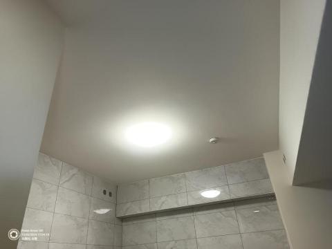 柯忠憲 - 吸頂燈安裝