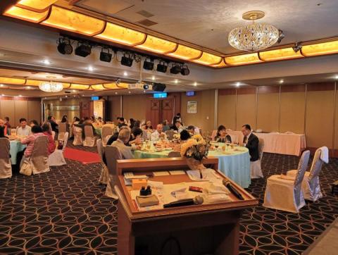 SANDY婚禮主持#婚禮影片#求婚佈置#婚禮佈置#婚禮企劃# - #中壢古華#婚禮音控