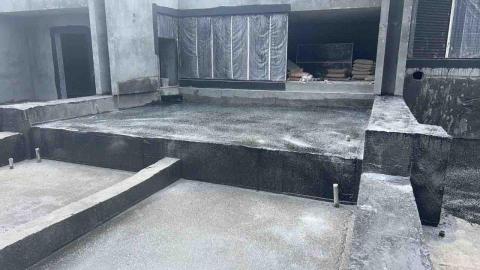 李悊暐 - 1樓造景施作油性PU